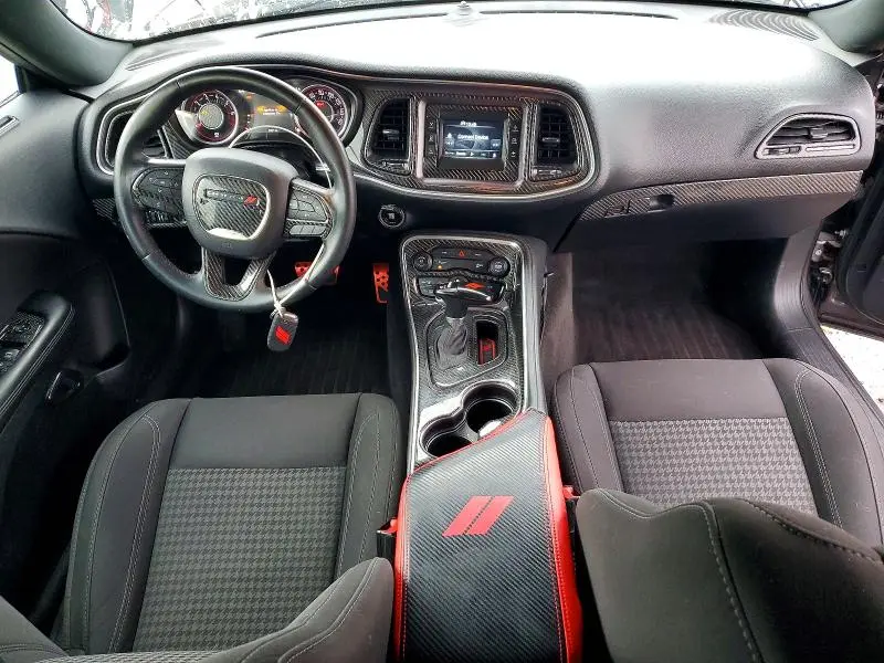 2015 DODGE CHALLENGER SXT  