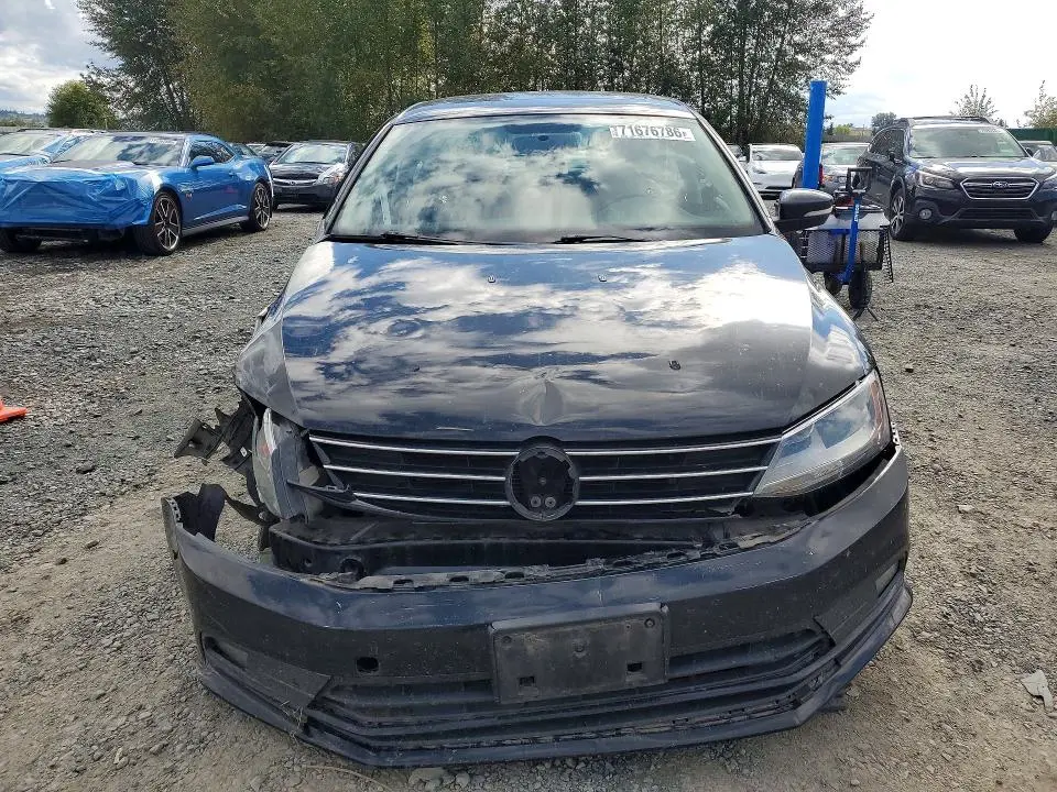 2015 VOLKSWAGEN JETTA SE  