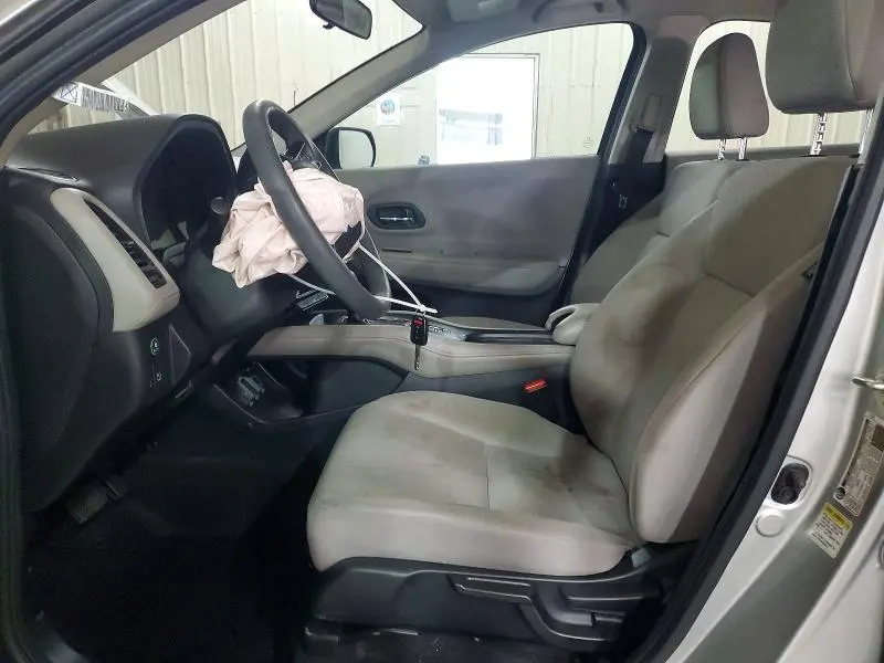 2016 HONDA HR-V LX  