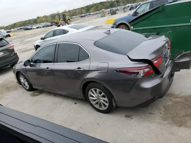 2022 TOYOTA CAMRY LE  