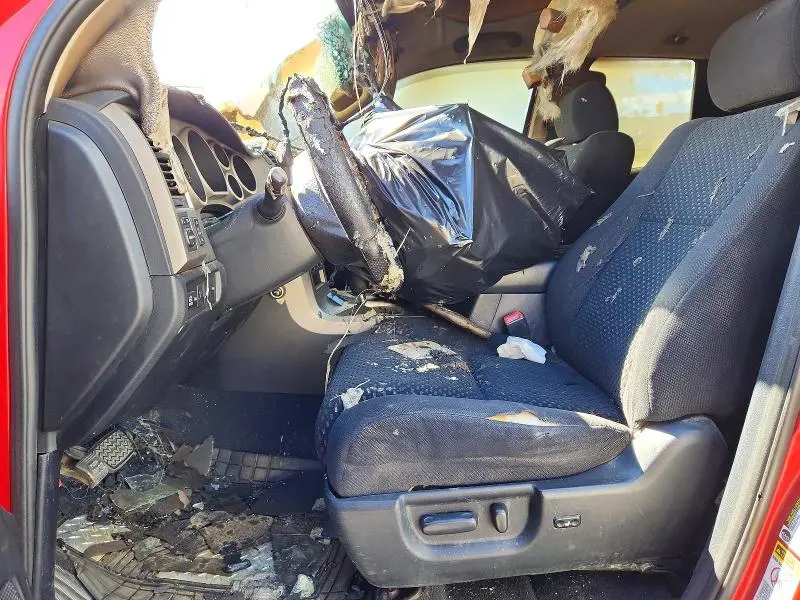 2011 TOYOTA TUNDRA DOUBLE CAB SR5  