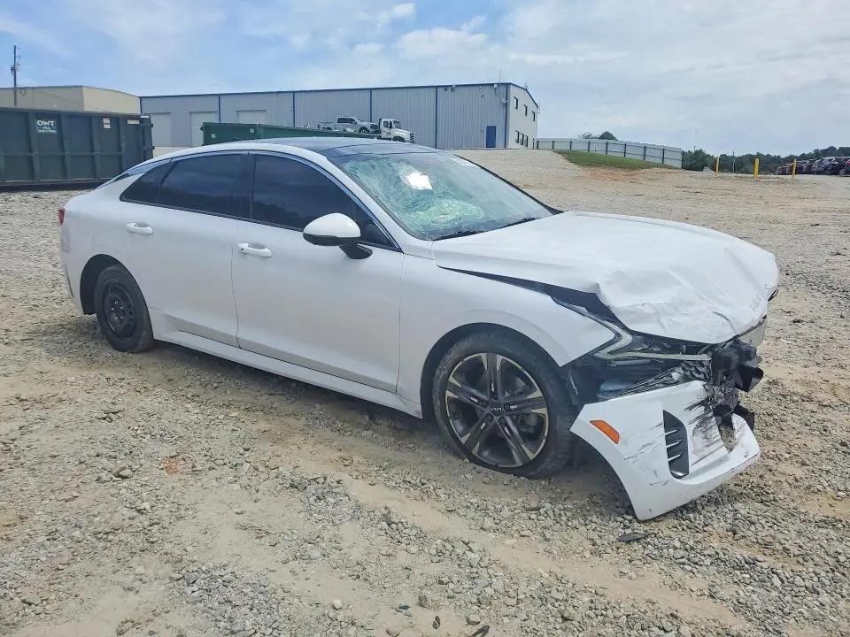 2022 KIA K5 EX  