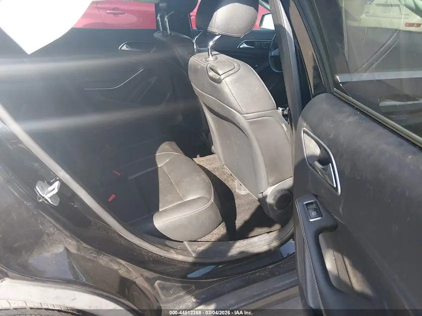 2016 MERCEDES-BENZ GLA 250 4MATIC