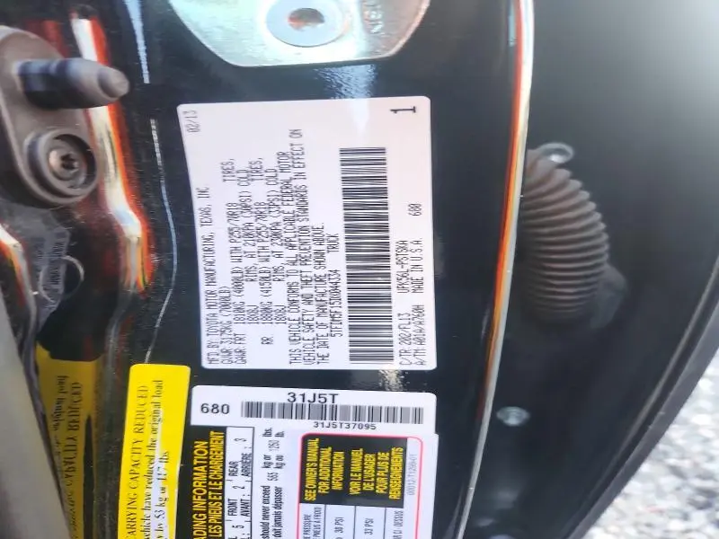 2013 TOYOTA TUNDRA CREWMAX SR5  