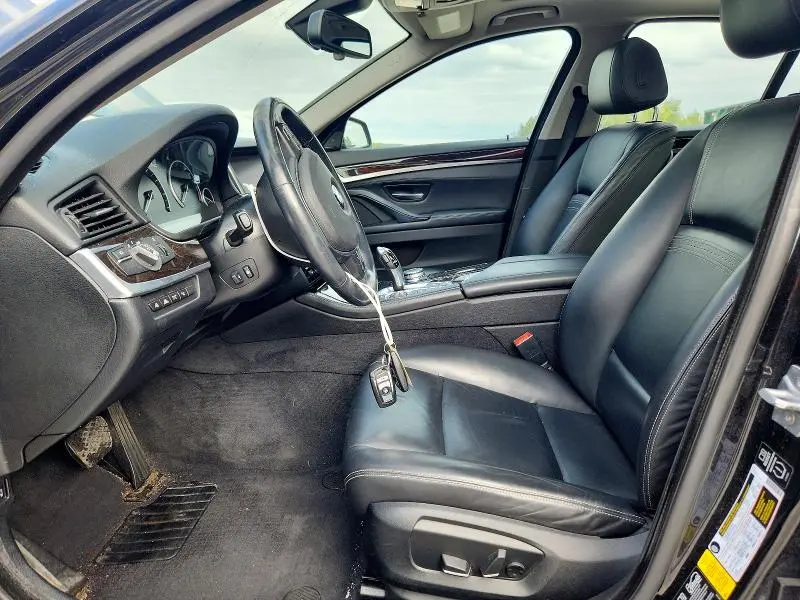 2015 BMW 528 XI  