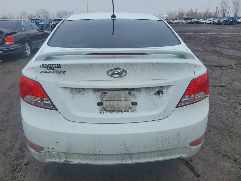2013 HYUNDAI ACCENT GLS  