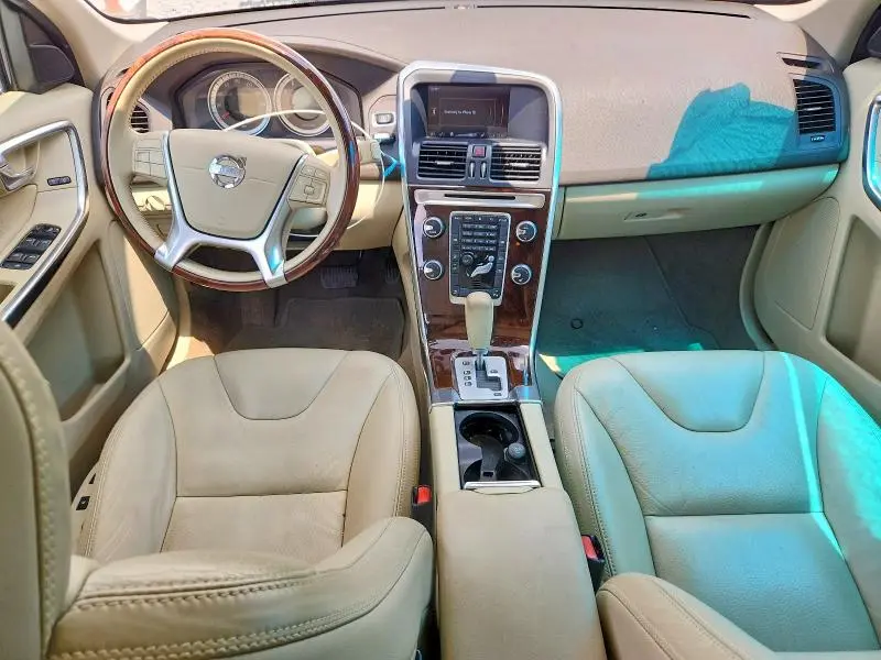 2012 VOLVO XC60 3.2  
