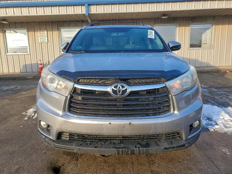 2016 TOYOTA HIGHLANDER XLE  