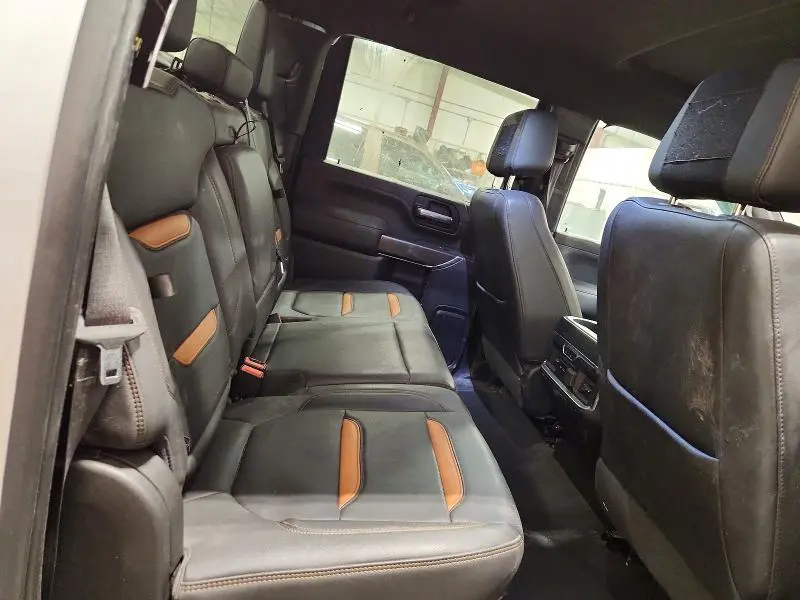 2023 GMC SIERRA K2500 AT4  