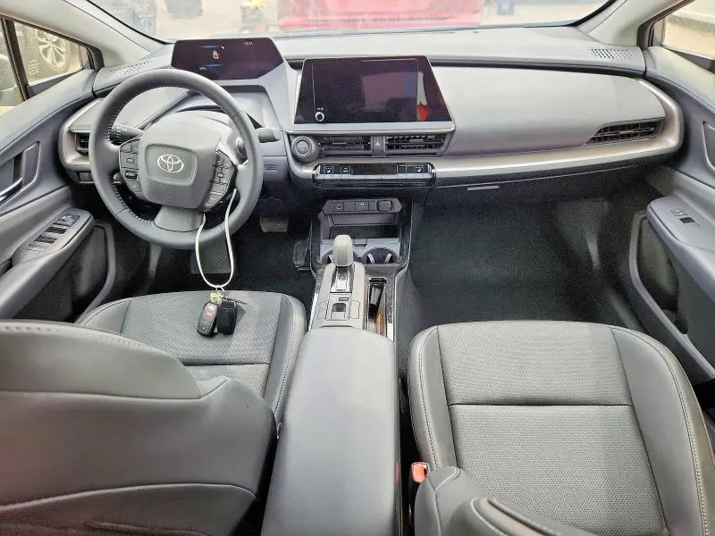 2026 TOYOTA PRIUS XLE  
