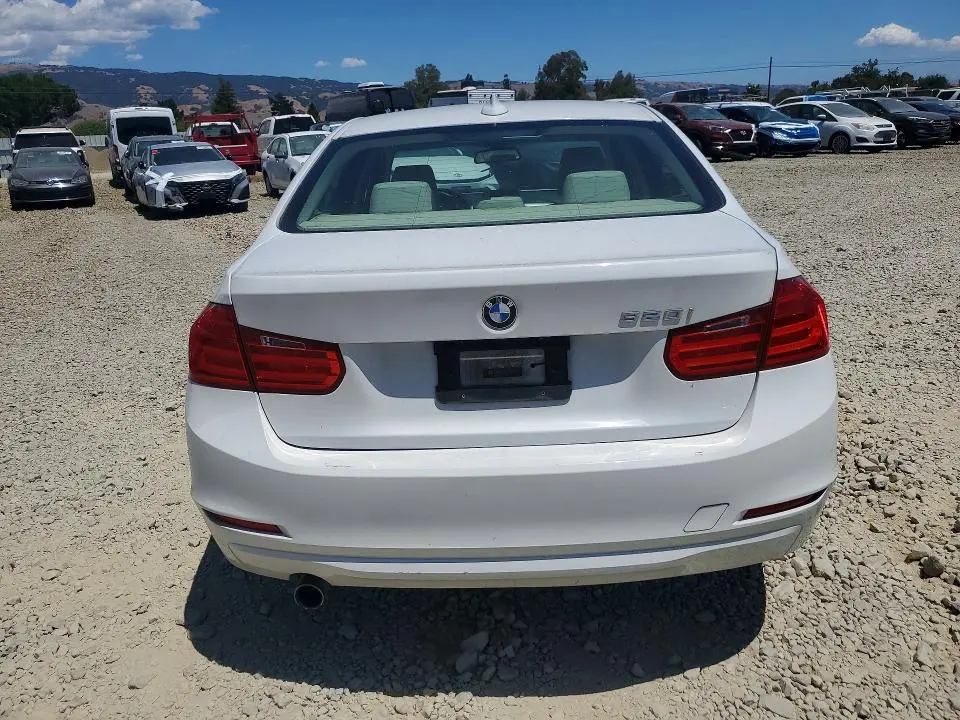 2013 BMW 320 I  