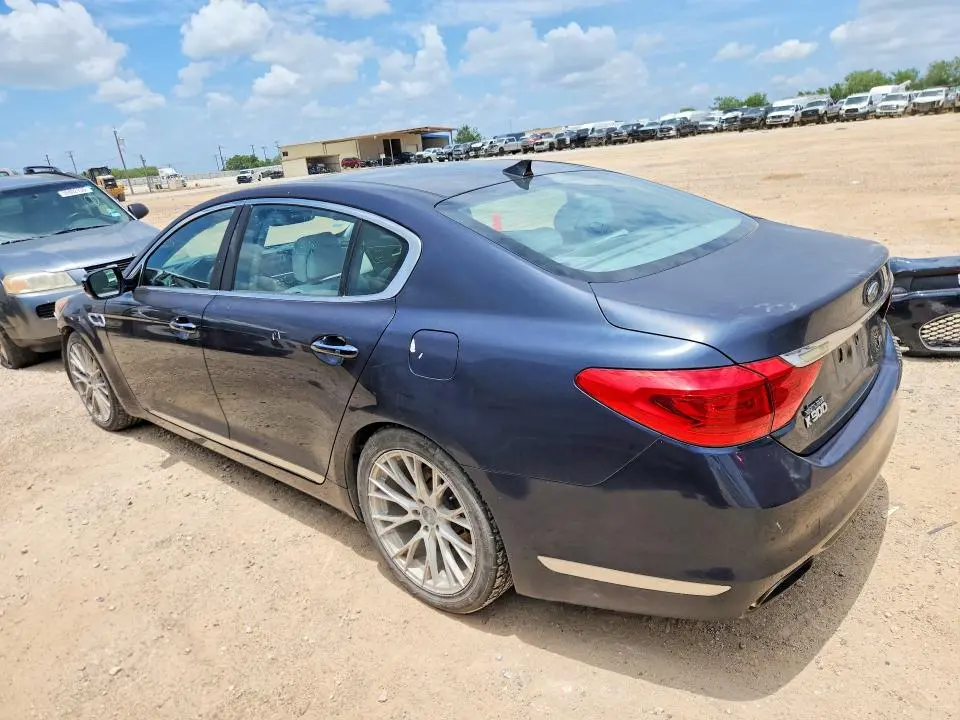 2015 KIA K900   