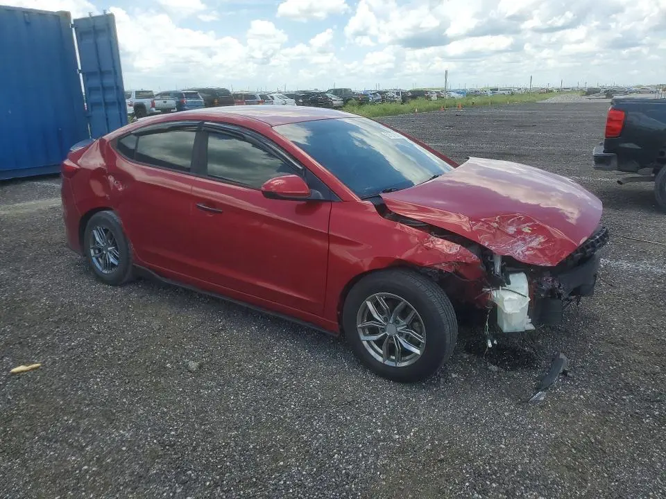 2018 HYUNDAI ELANTRA SE  