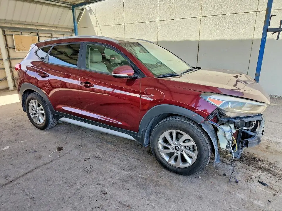 2017 HYUNDAI TUCSON SE PLUS  