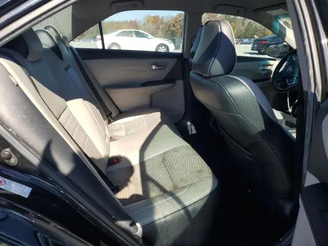 2015 TOYOTA CAMRY LE  