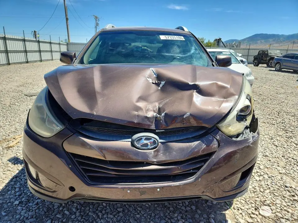 2015 HYUNDAI TUCSON SE  