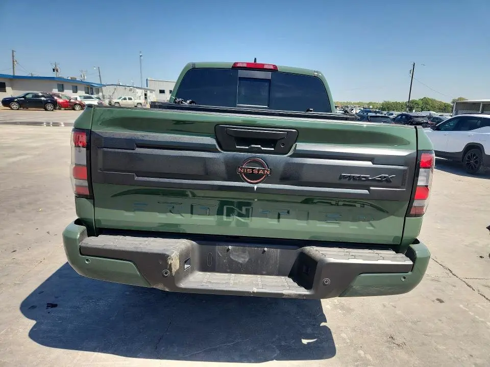 2025 NISSAN FRONTIER PRO-4X  