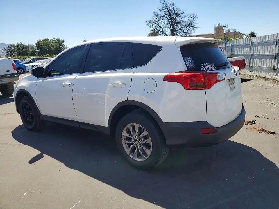 2013 TOYOTA RAV4 LE  