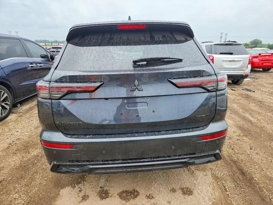 2026 MITSUBISHI OUTLANDER SE  