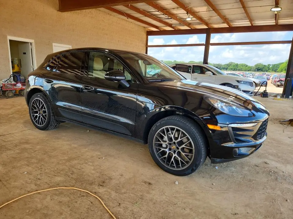 2018 PORSCHE MACAN S  