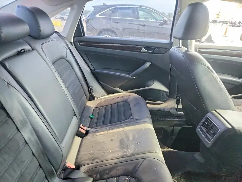 2014 VOLKSWAGEN PASSAT SEL  