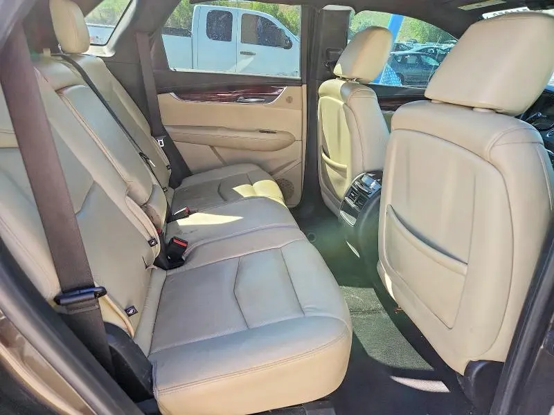 2019 CADILLAC XT5   