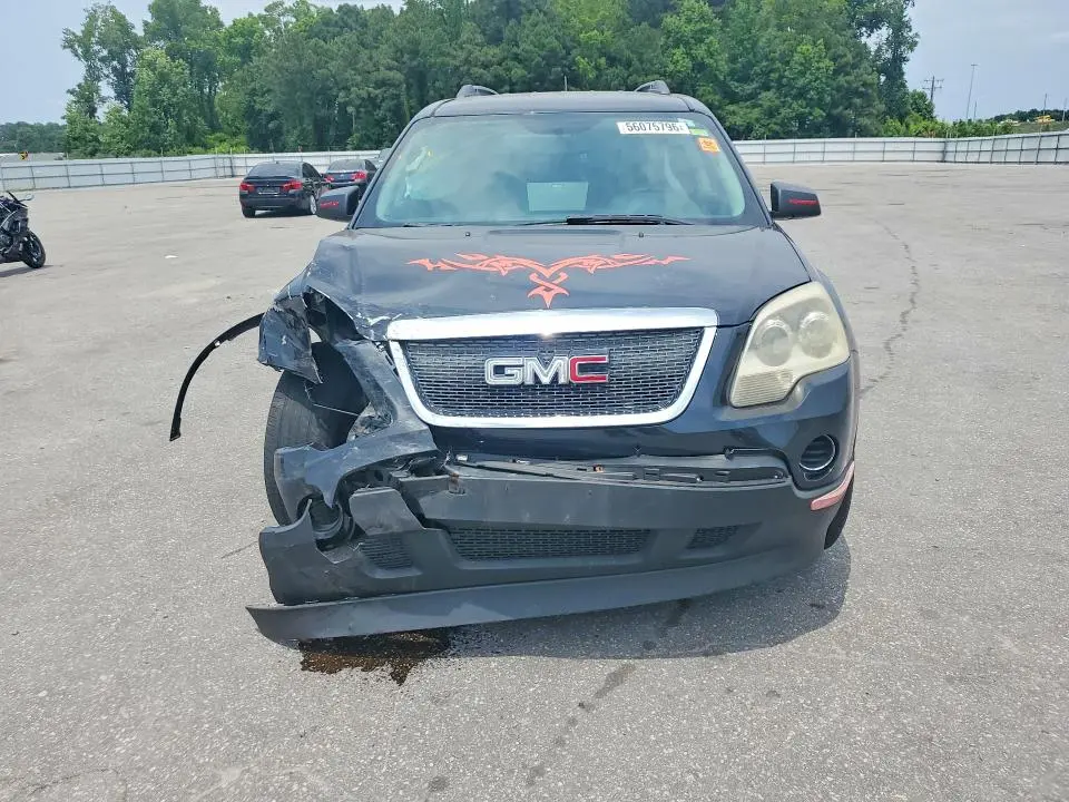 2011 GMC ACADIA SLE  