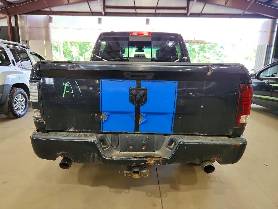 2013 RAM 1500 SPORT  