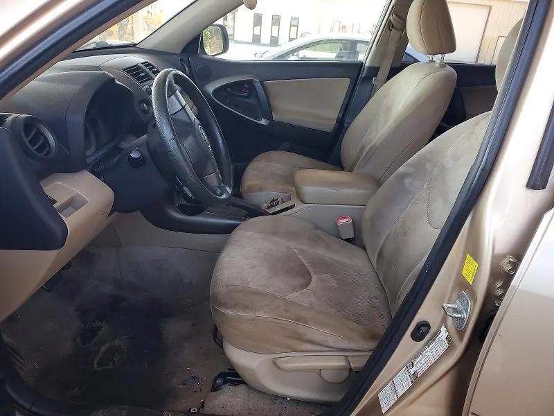 2011 TOYOTA RAV4 BASE  