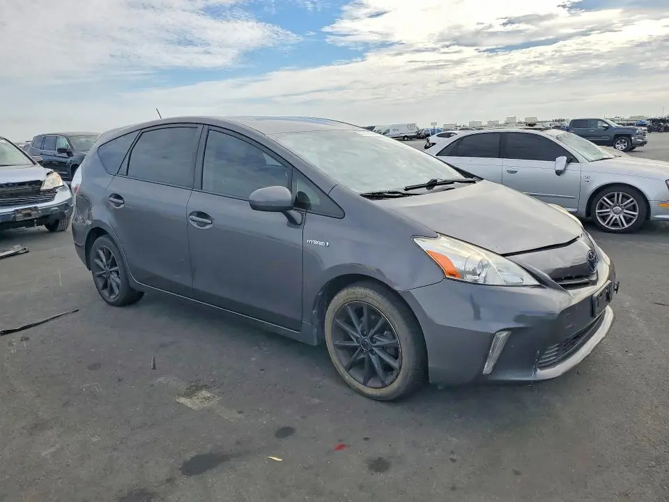 2014 TOYOTA PRIUS V THREE  