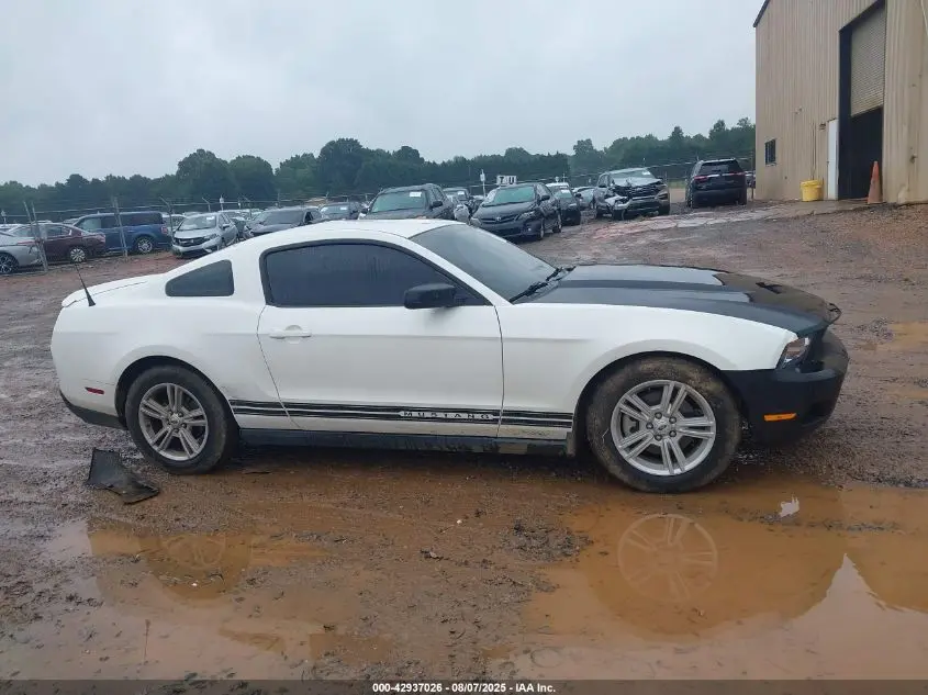 2012 FORD MUSTANG V6