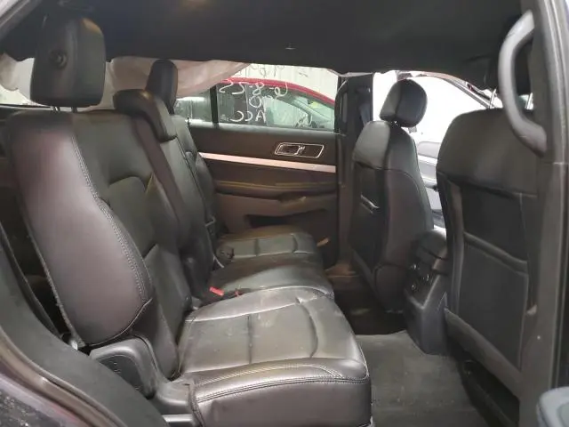 2017 FORD EXPLORER XLT  