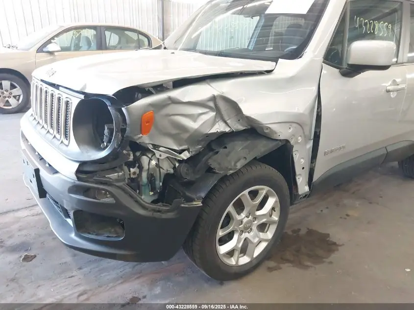 2018 JEEP RENEGADE LATITUDE 4X4