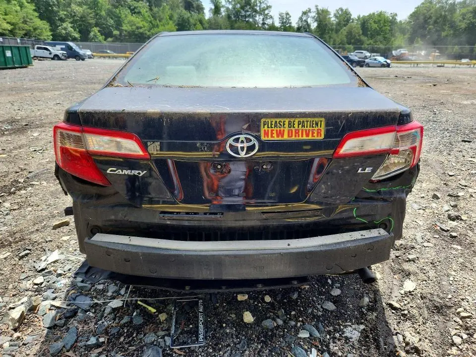 2013 TOYOTA CAMRY LE  