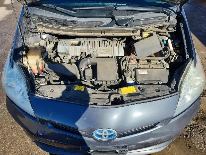 2013 TOYOTA PRIUS   