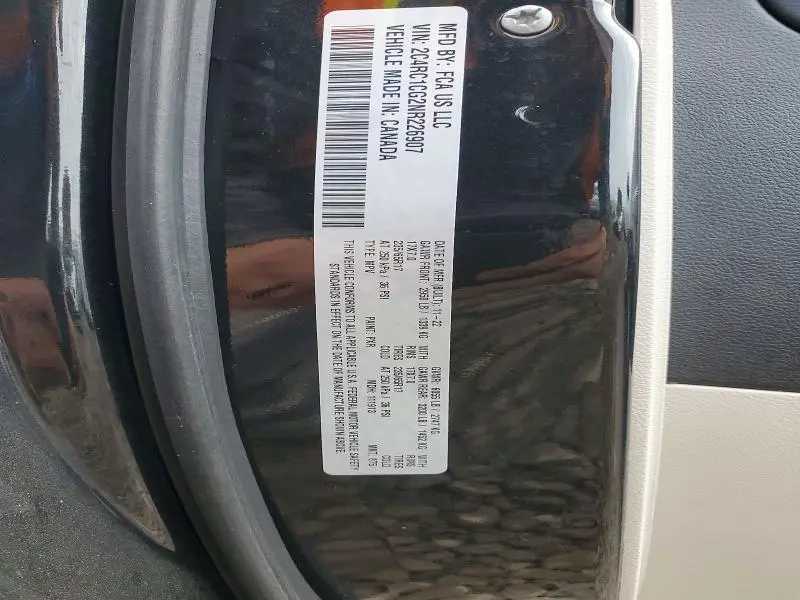 2022 CHRYSLER VOYAGER LX  