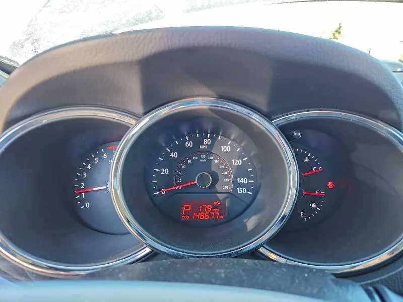 2012 KIA SORENTO BASE  