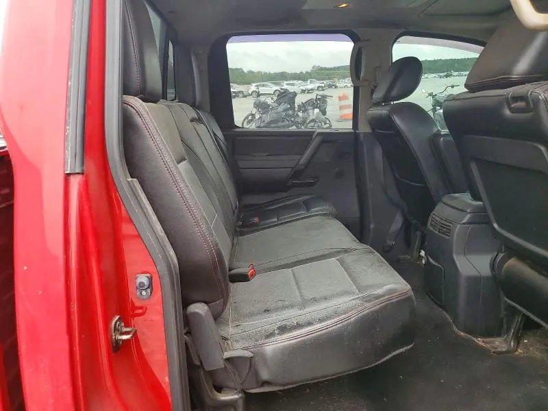 2012 NISSAN TITAN SV  