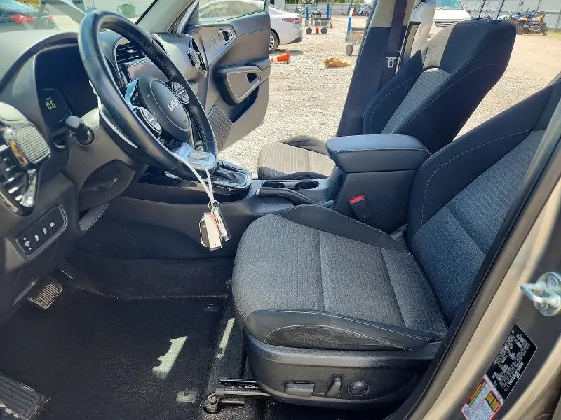 2024 KIA SOUL EX  