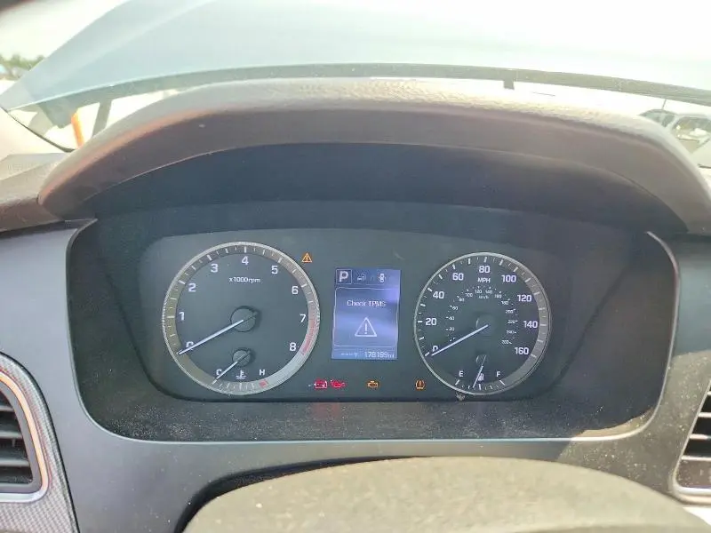 2016 HYUNDAI SONATA SPORT  
