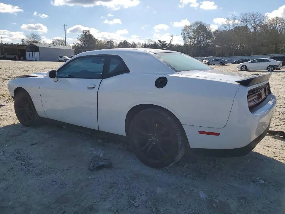 2018 DODGE CHALLENGER SXT  