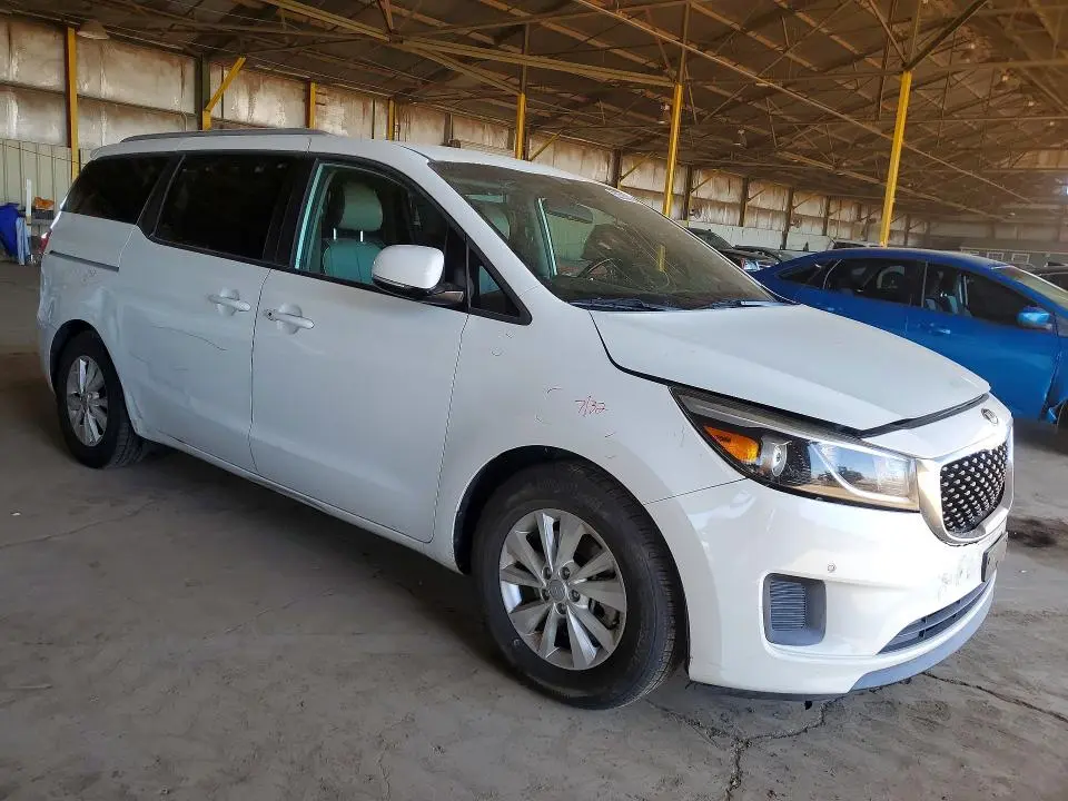 2017 KIA SEDONA LX  