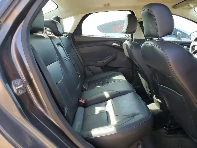 2015 FORD FOCUS TITANIUM  