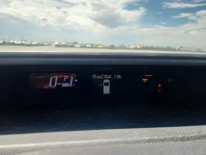 2017 TOYOTA PRIUS C TWO  