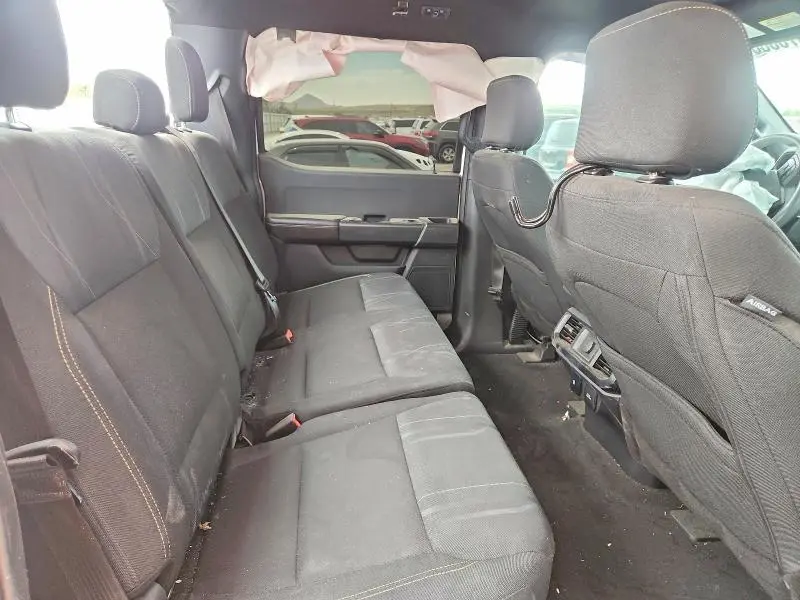 2024 FORD F150 STX  