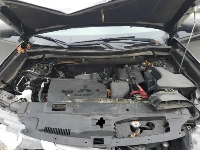 2018 MITSUBISHI OUTLANDER ES  