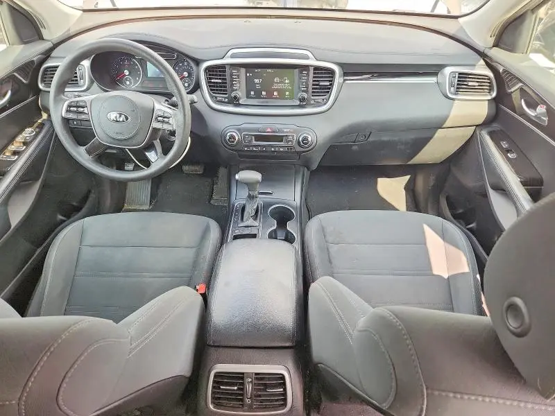 2019 KIA SORENTO LX V6  