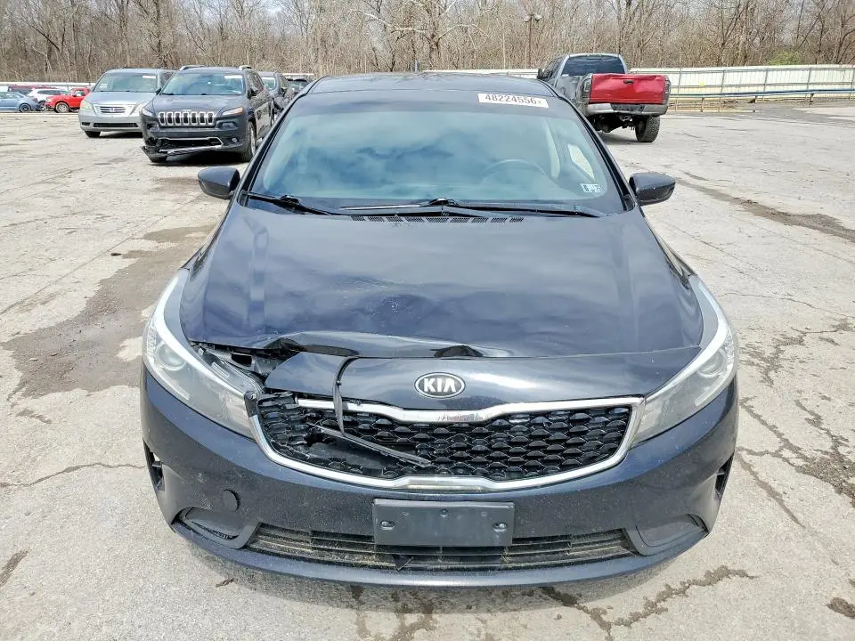 2018 KIA FORTE S  
