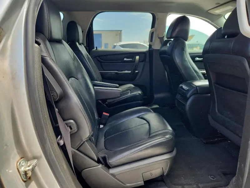 2013 GMC ACADIA SLT-1  