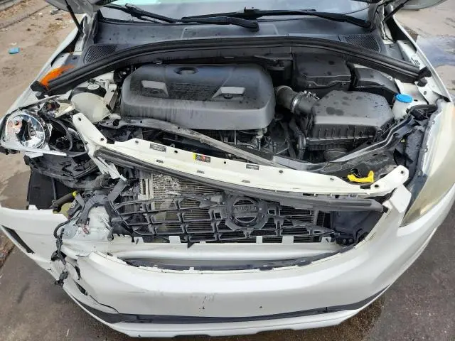 2015 VOLVO XC60 T5 PREMIER  